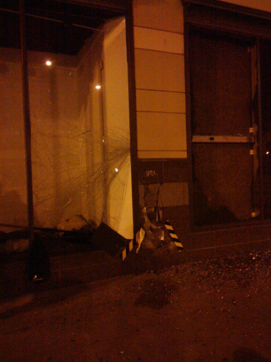 Sears smashed