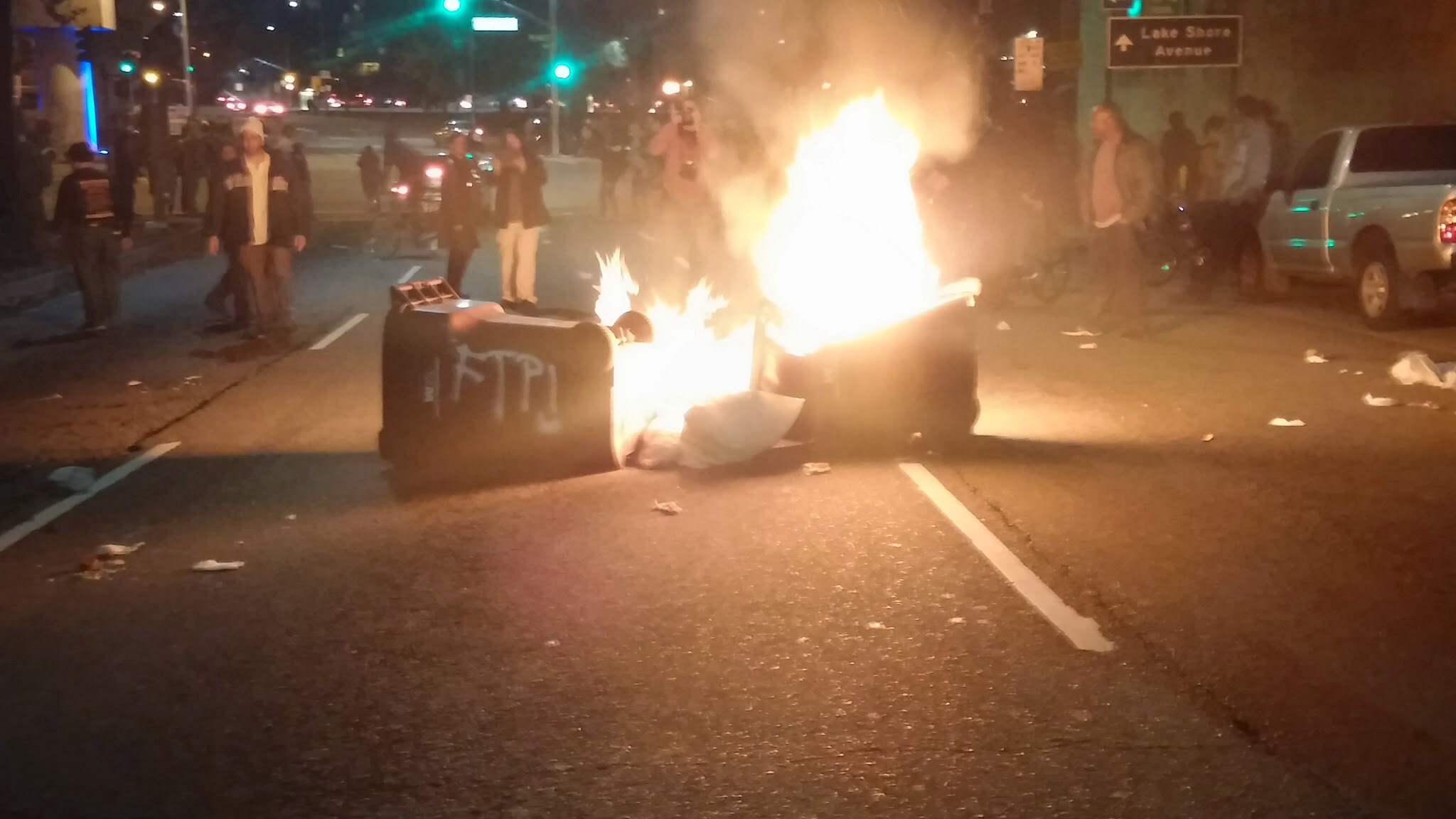 Trash can fires on Grand Ave.
