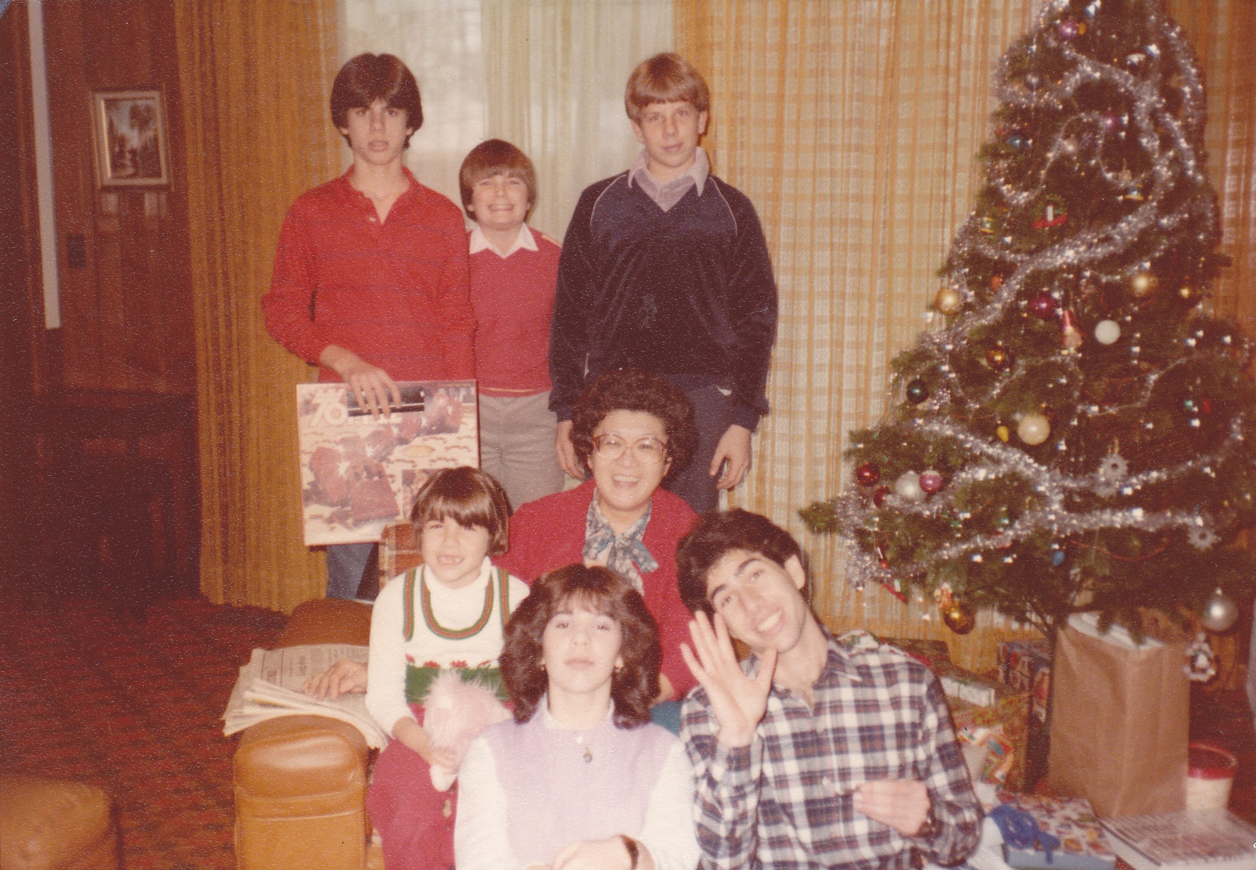 Auntie Phyllis with some nephews and nieces. Detroit, circa 1980. (Source: K. Ferreira)