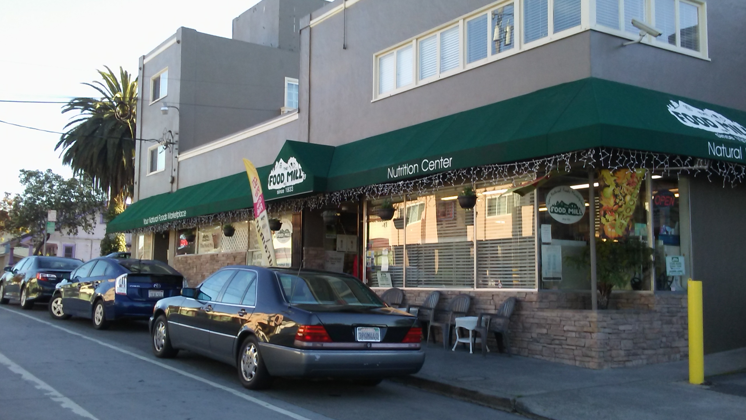 The Food Mill on MacArthur Blvd. 2016.12.01