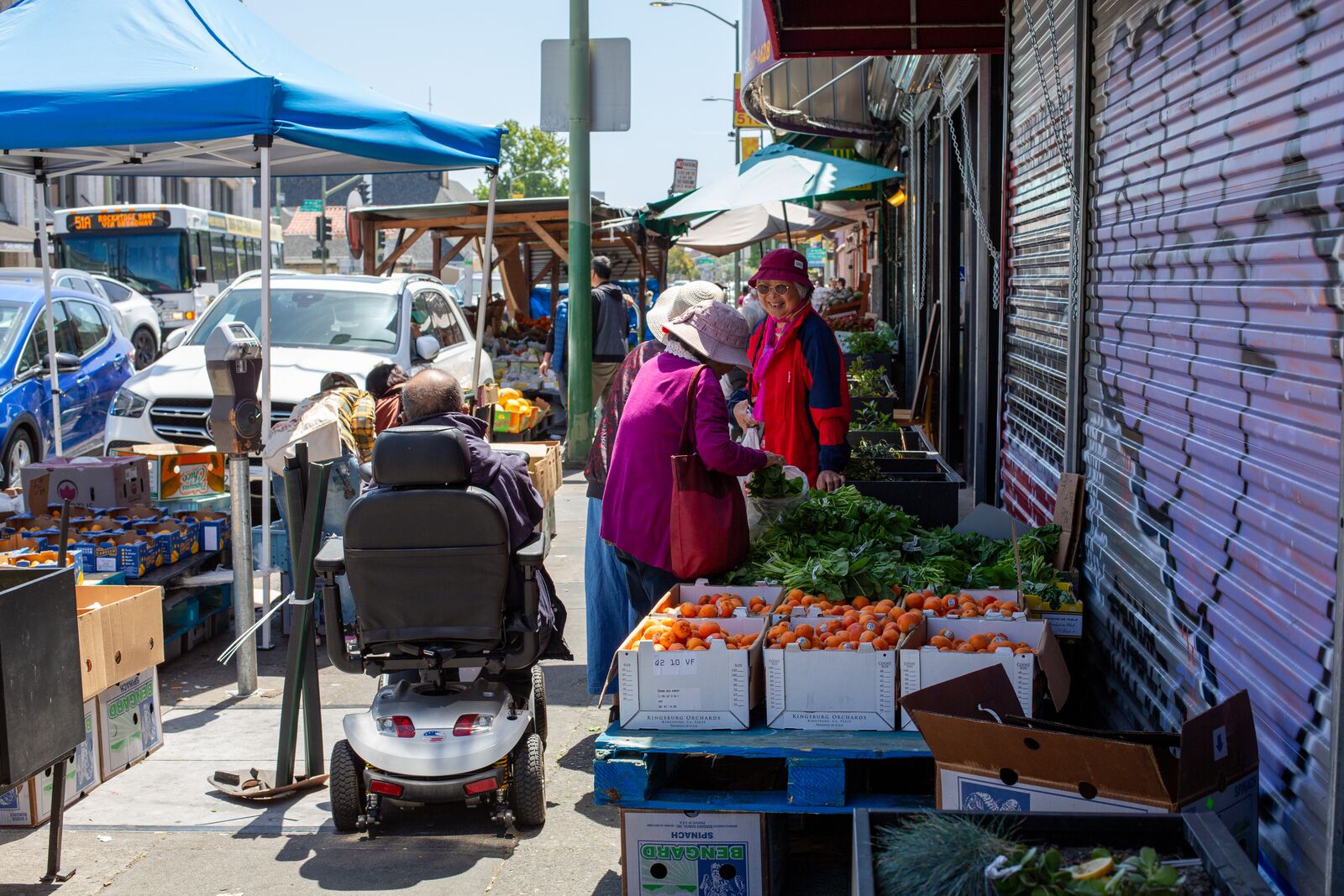 Community members shop for groceries in Oakland Chinatown on June 9, 2024. Credit: Amaya Edwards